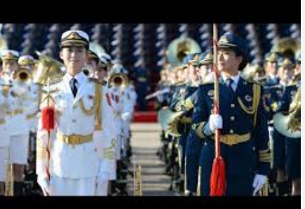 卡点感受解放军仪仗队有多帅这不是行军，这是艺术！”这些用汗水和泪水磨练出的纪律，完美地诠释了中国军人的军魂。